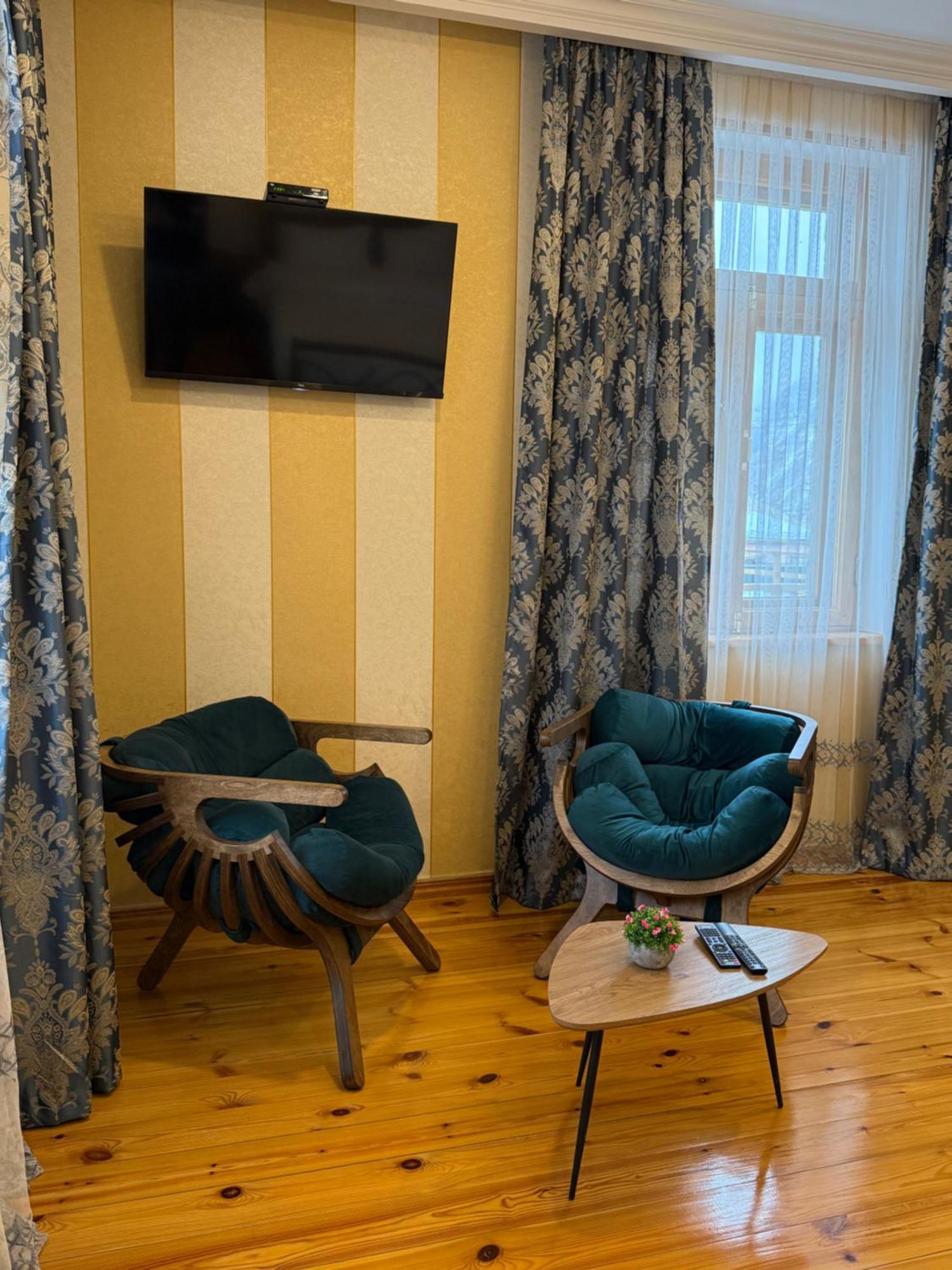 Graf Kazbegi Hotel Exterior photo
